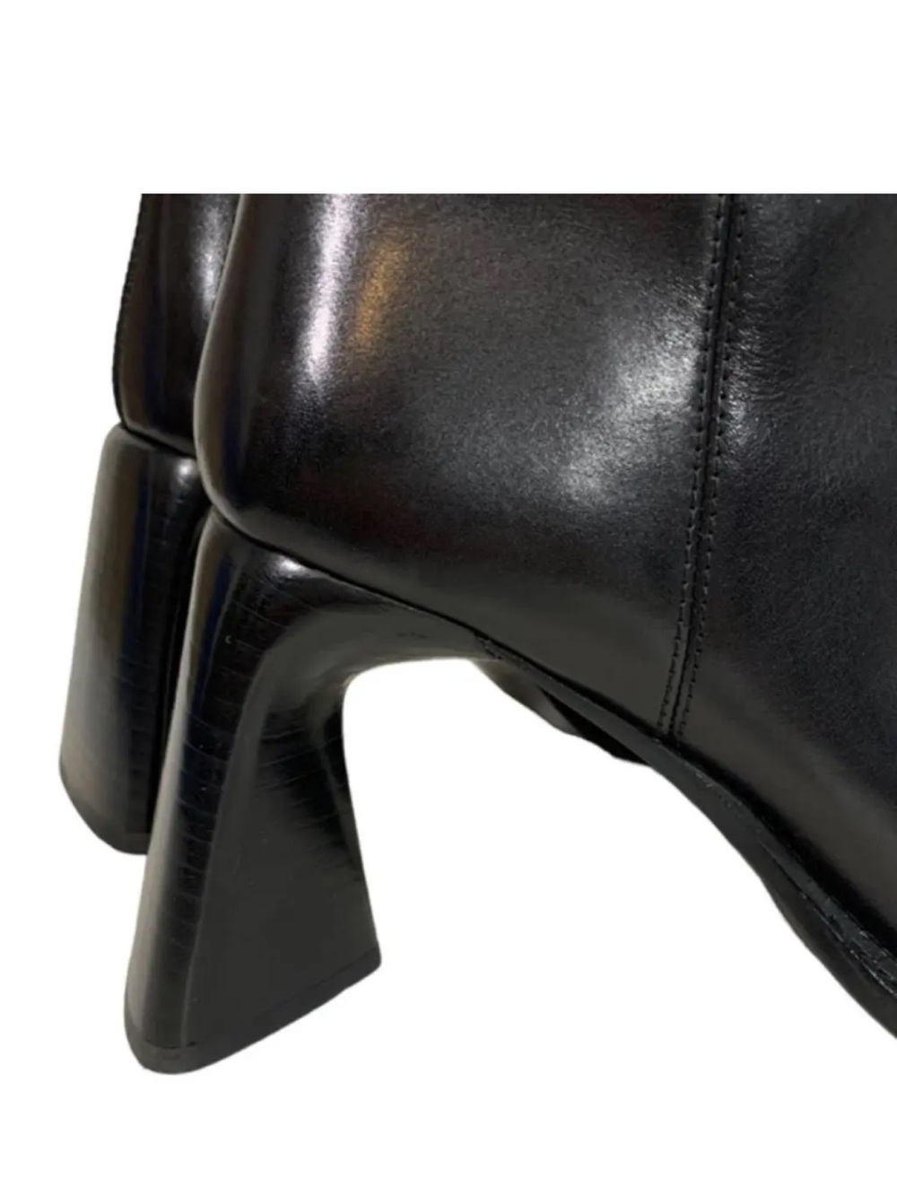 ALEXANDER WANG Women’sa Black Leather Ankle Boots - Sleek Zip Closure - Picture 11 of 17